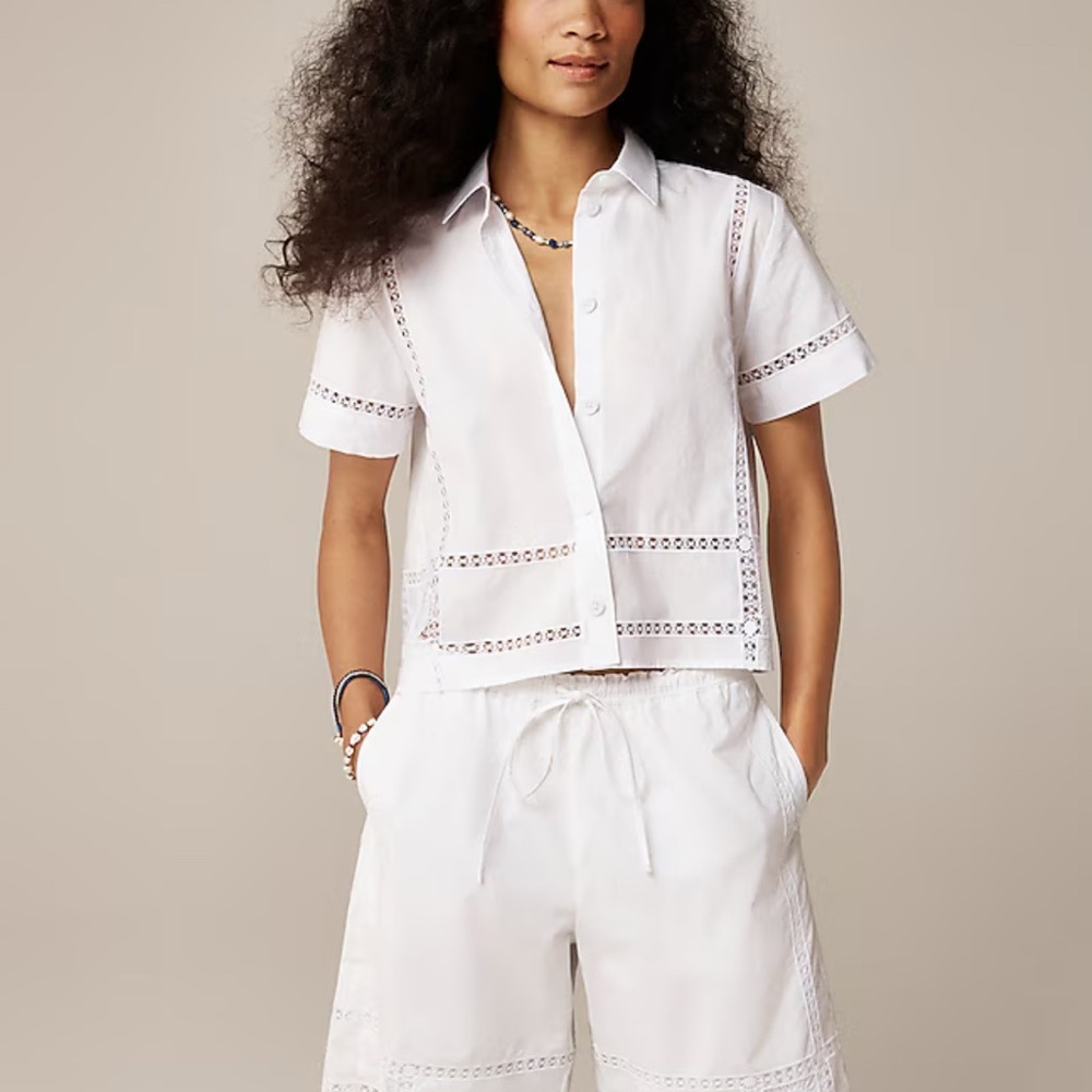 J.Crew Gamine eyelet-trim shirt In white Size 2. NWT